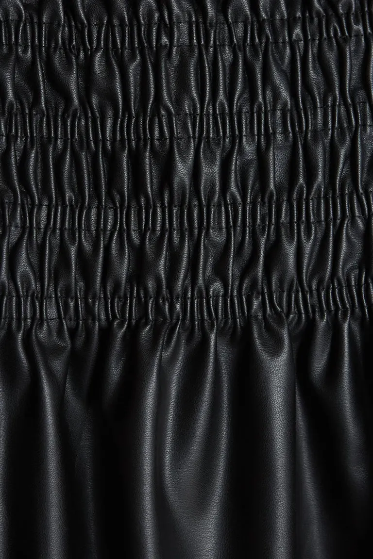 100659000
