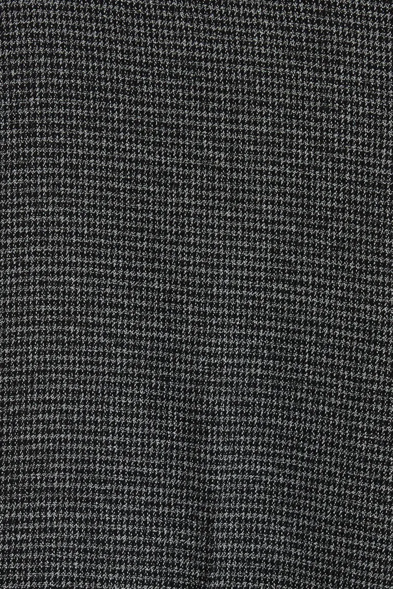103709040