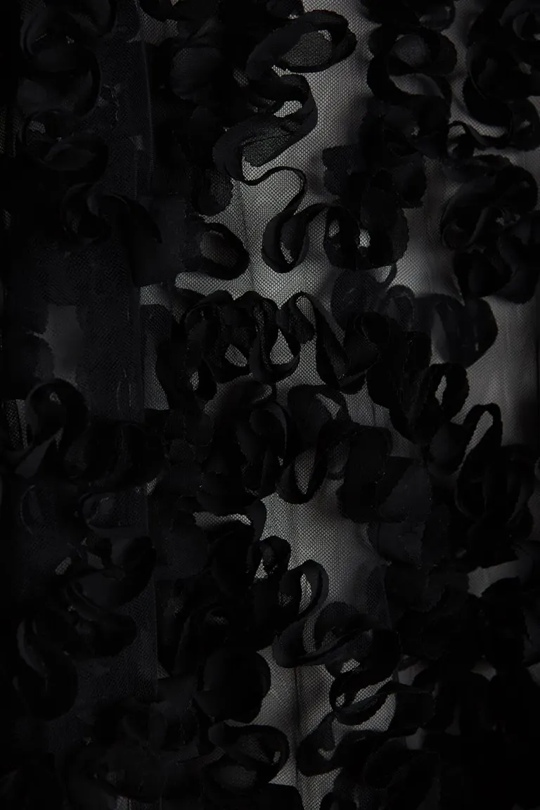 108559000