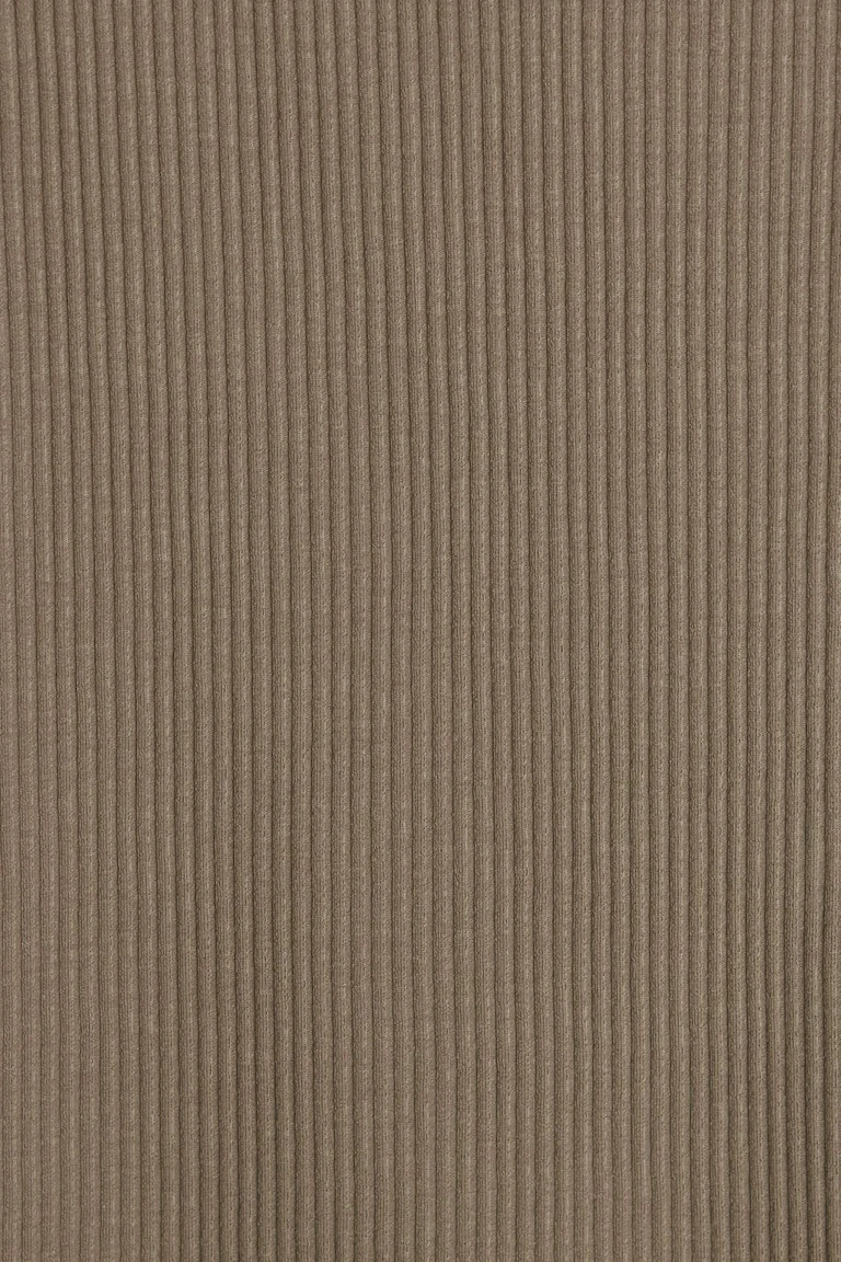 111129096