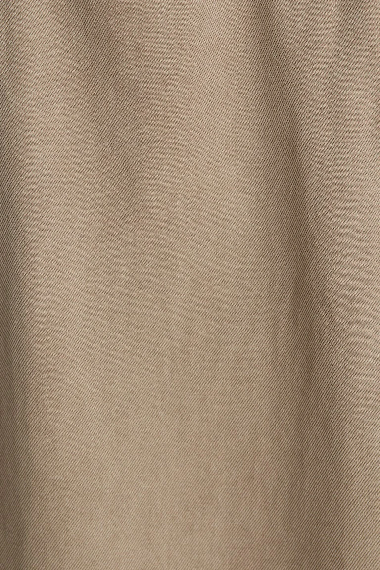 112077028