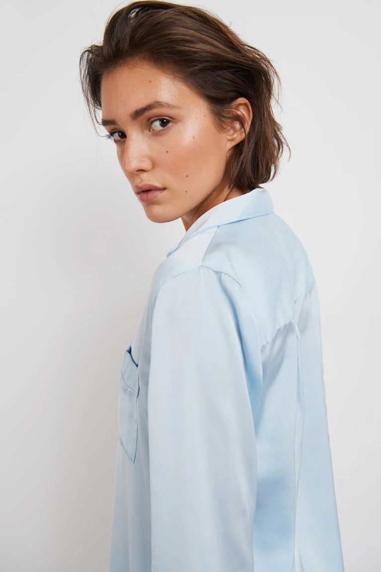 112235000