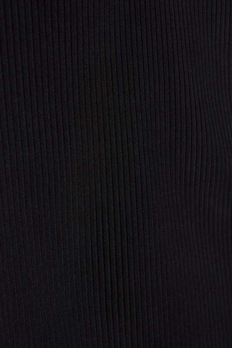114669000