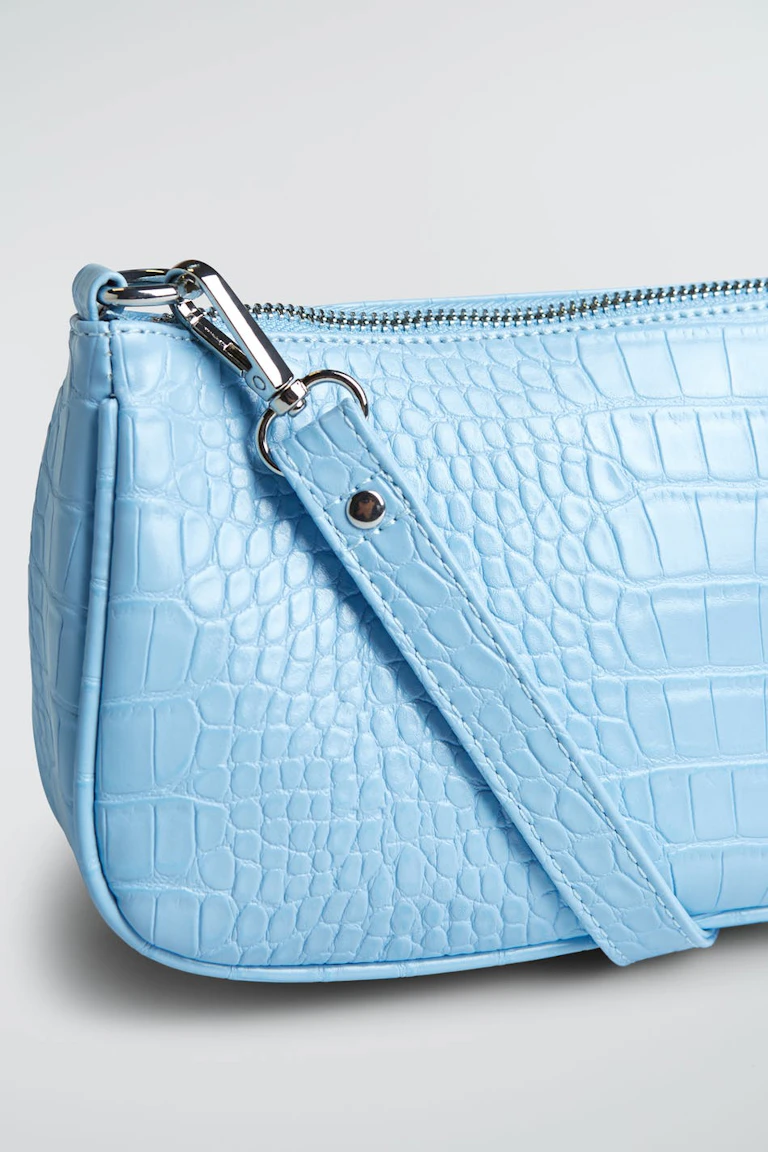 115195000