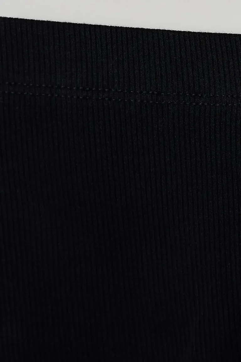 115569000