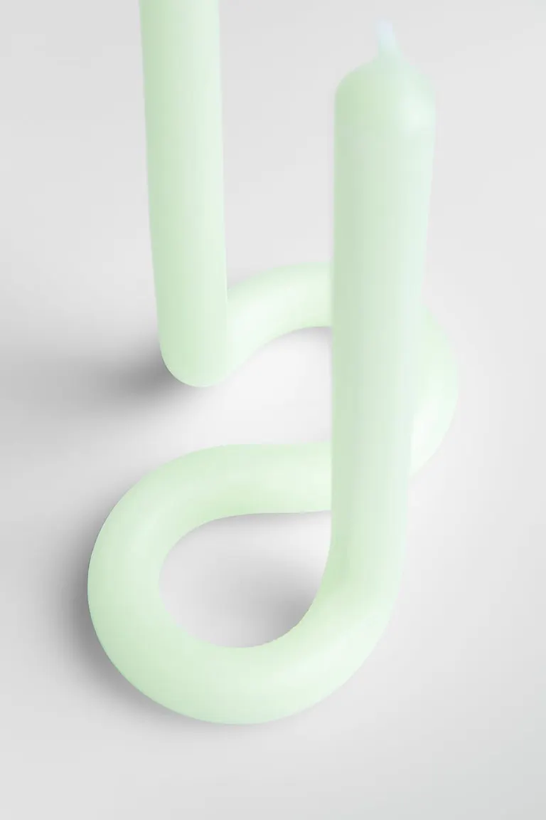 119136211