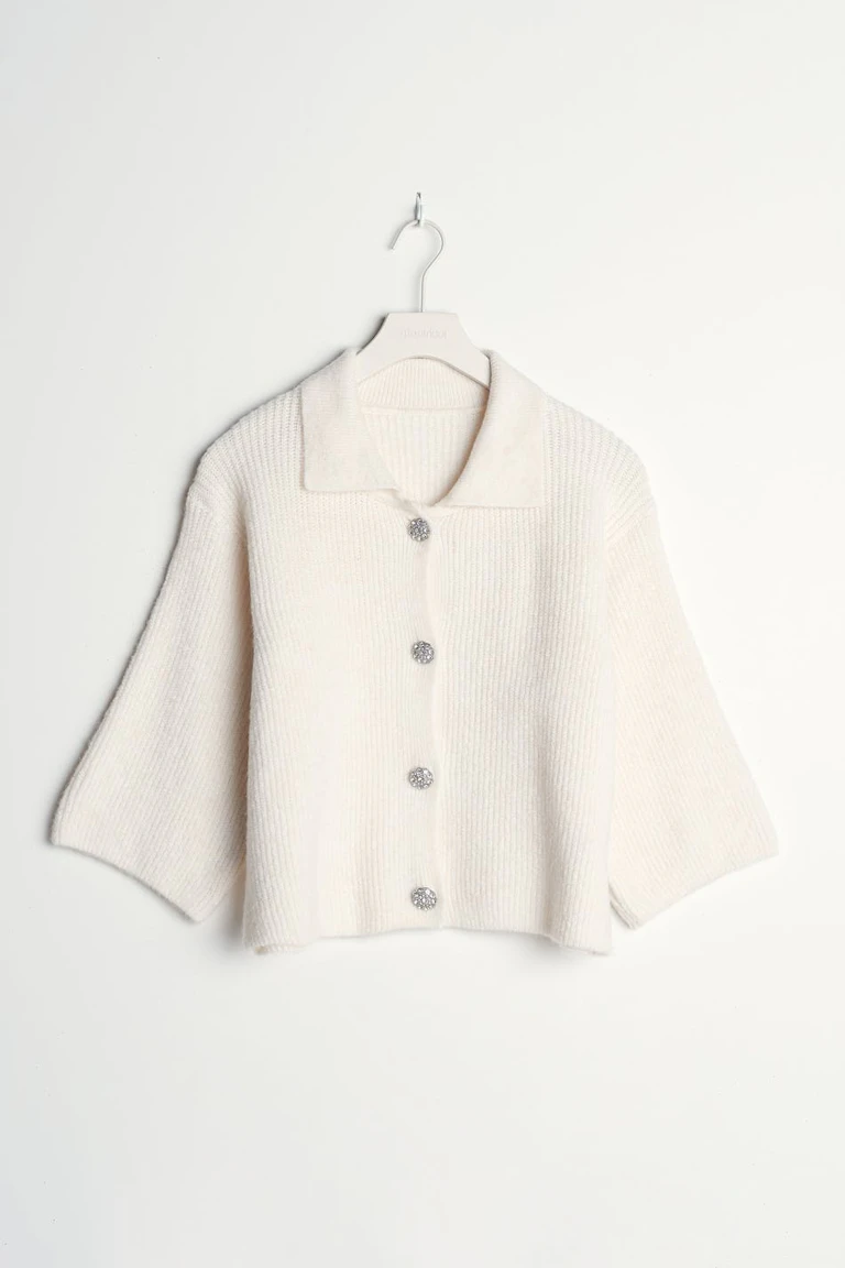 123861601