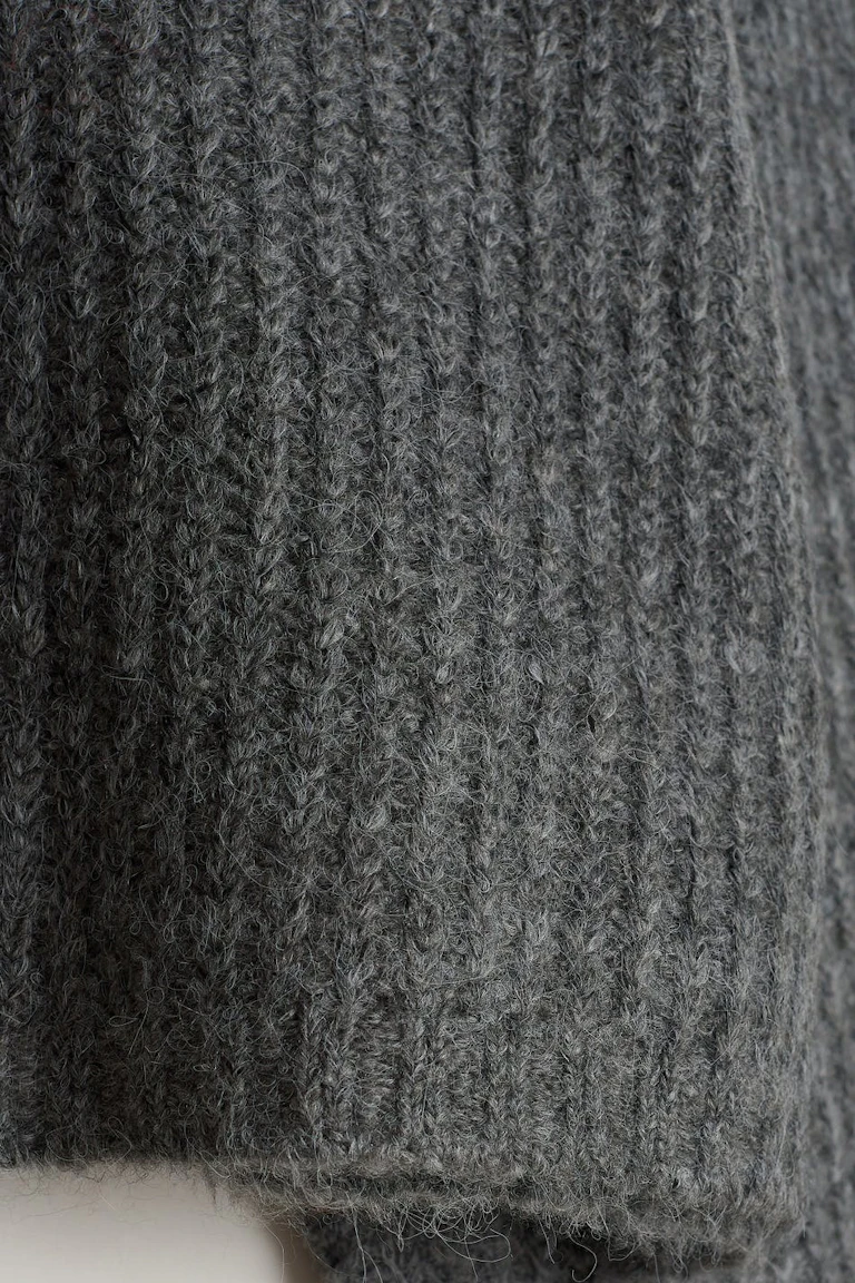 125948022