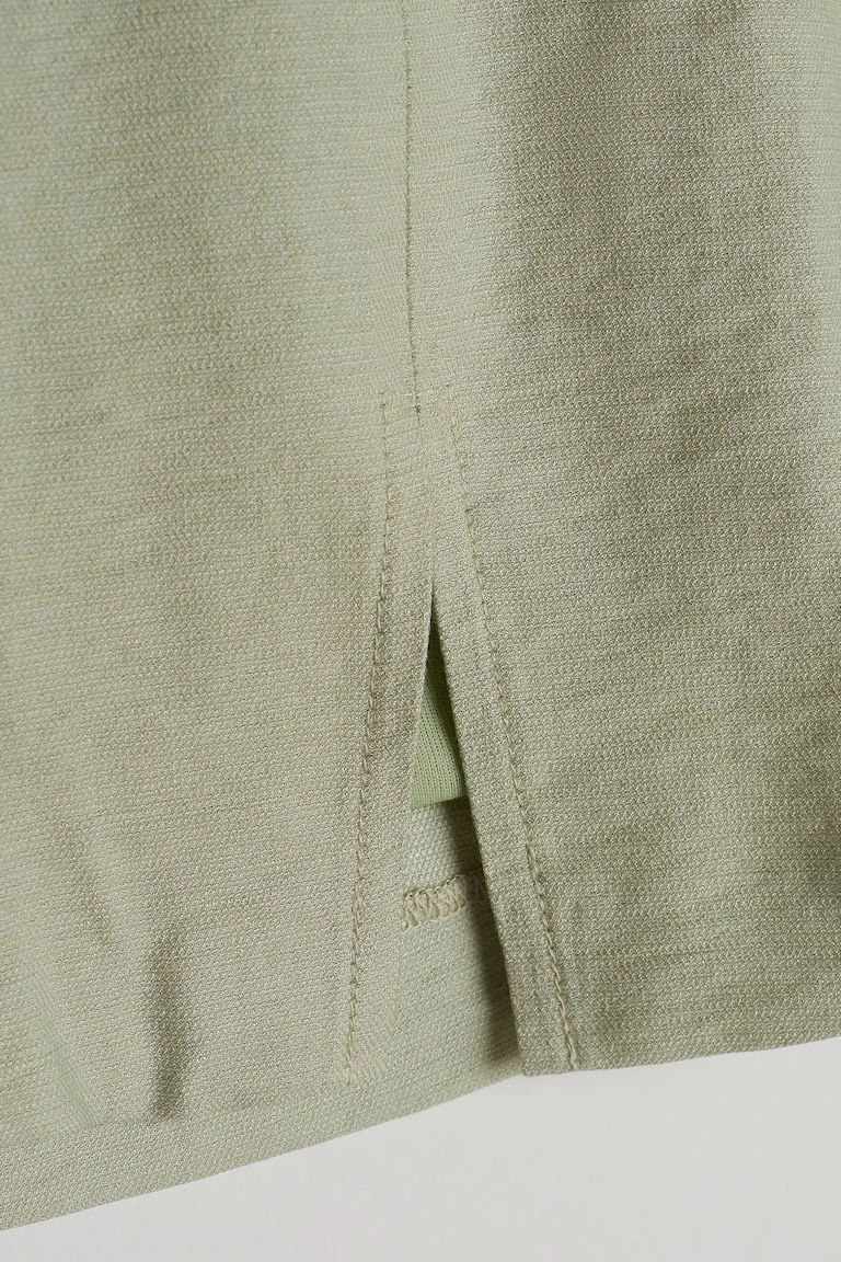 127976021
