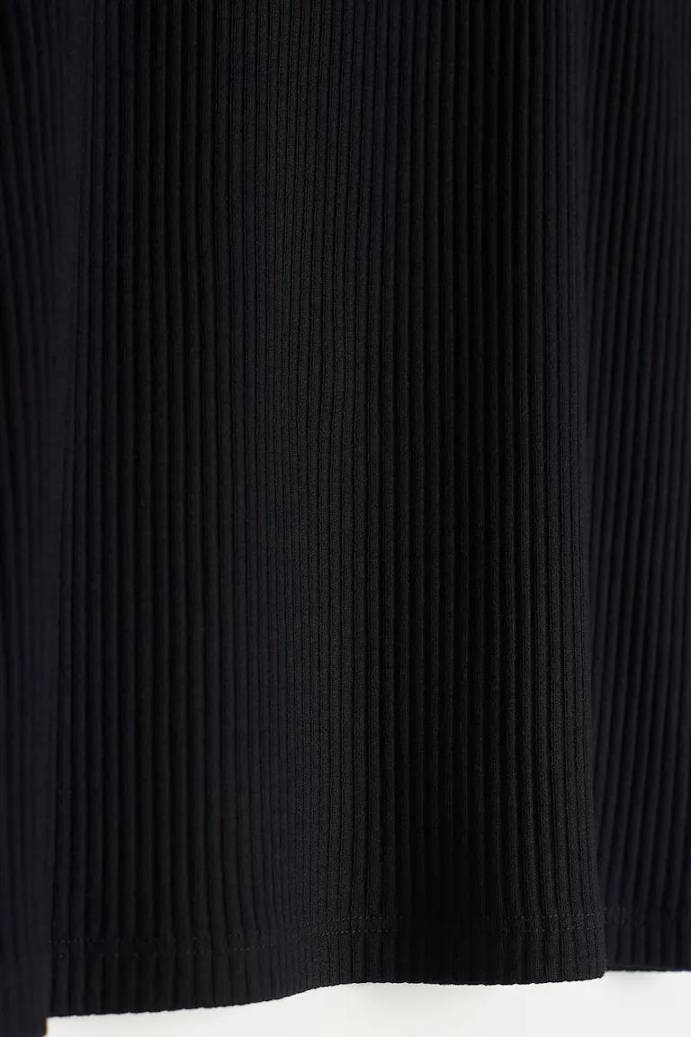 129859000