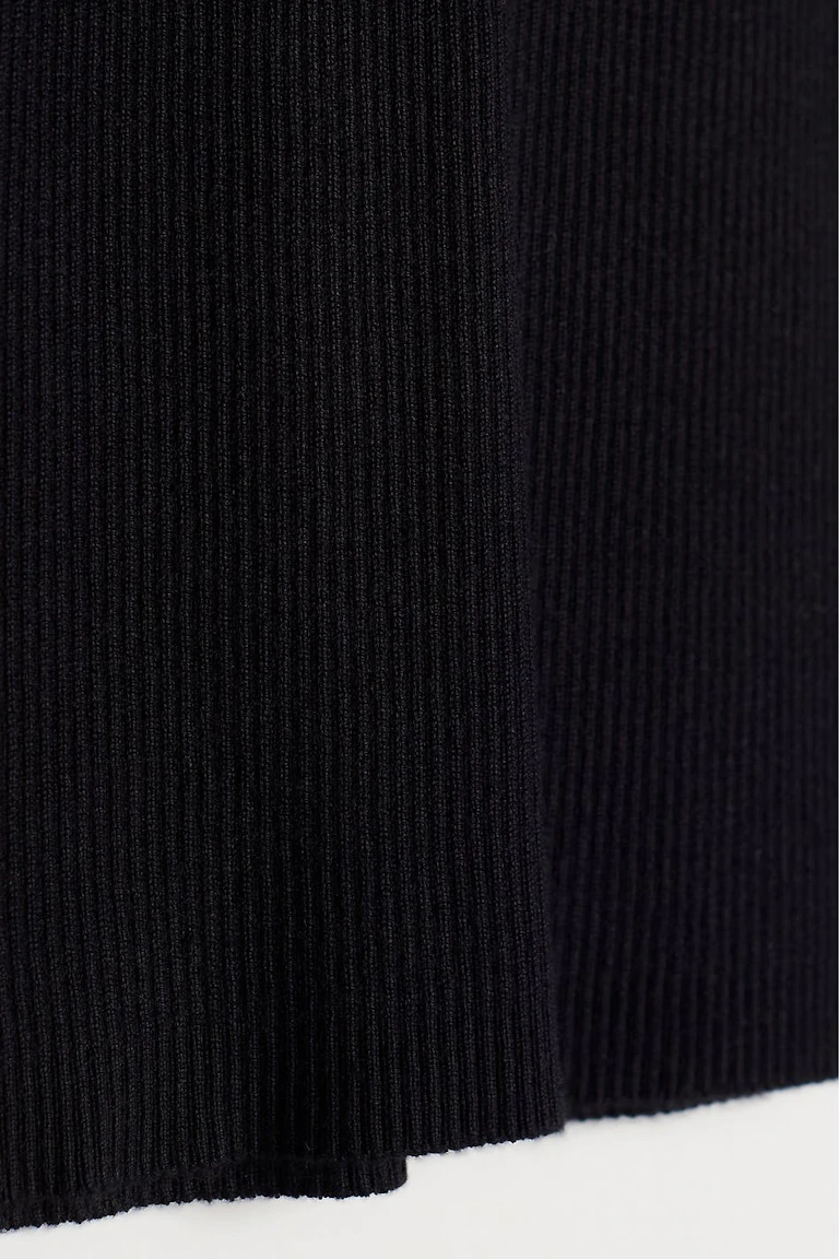 131469000