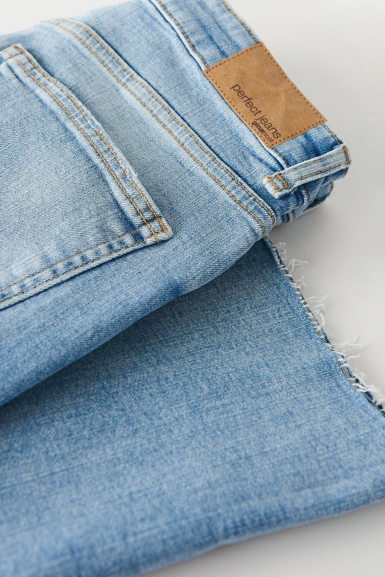 132494029