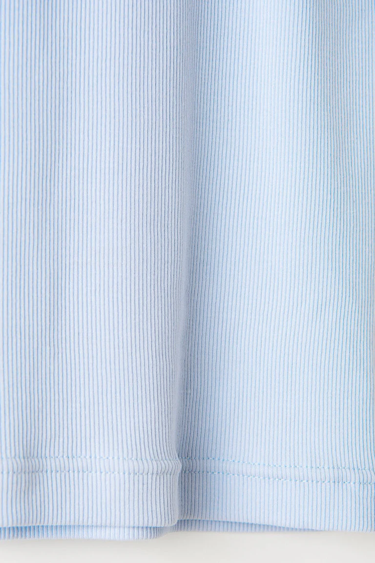 138948422