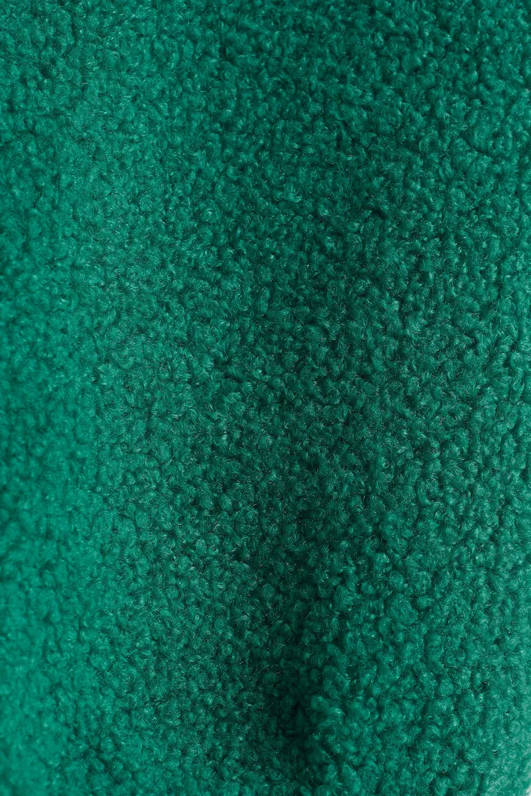 142796000