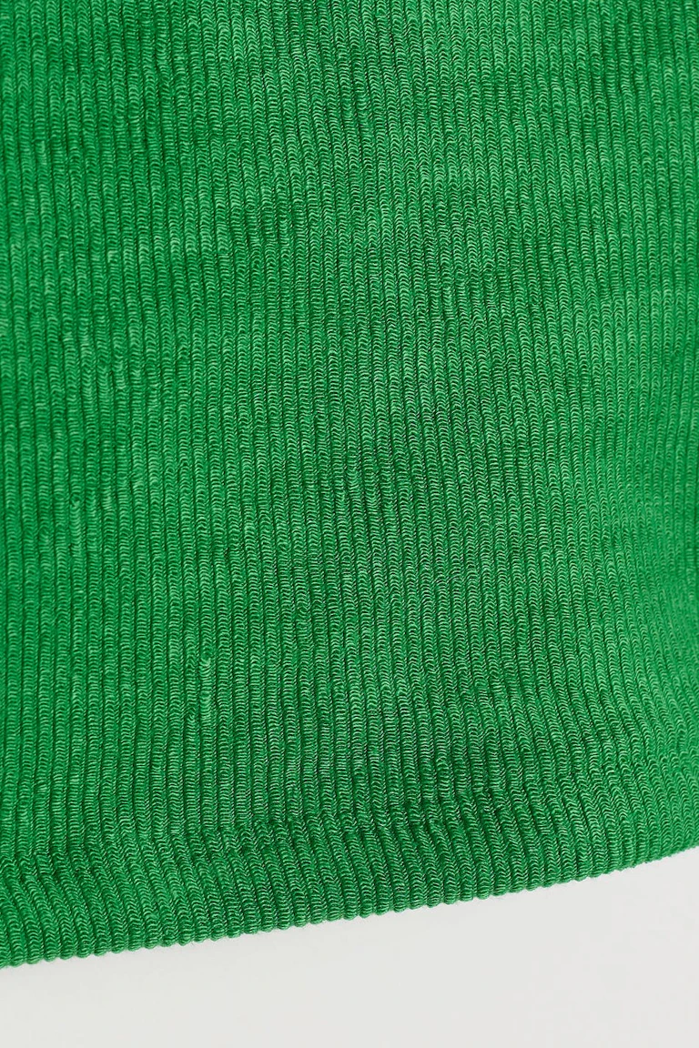 147066124