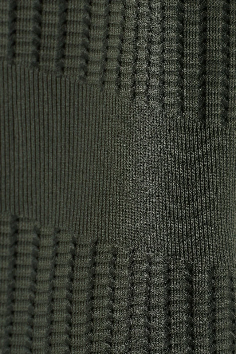 147196035