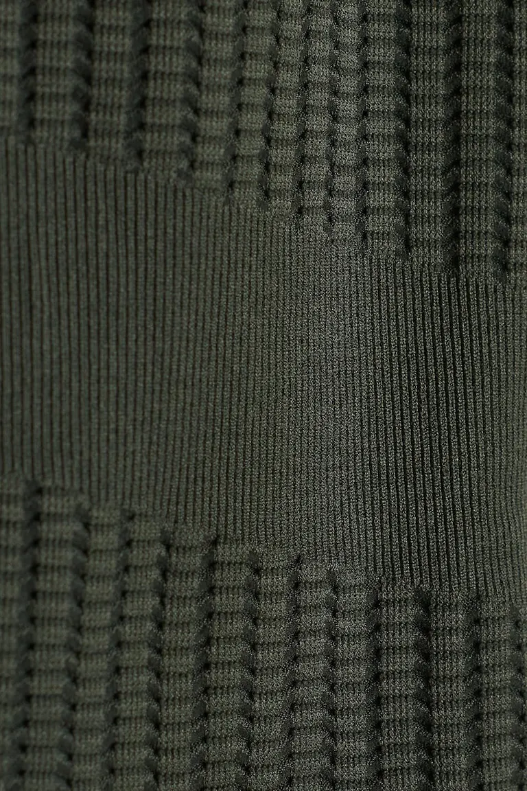147196035