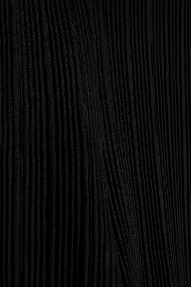 150549000