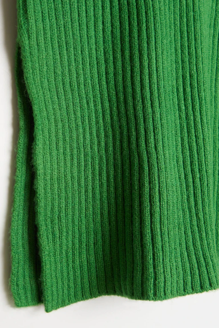 152866296