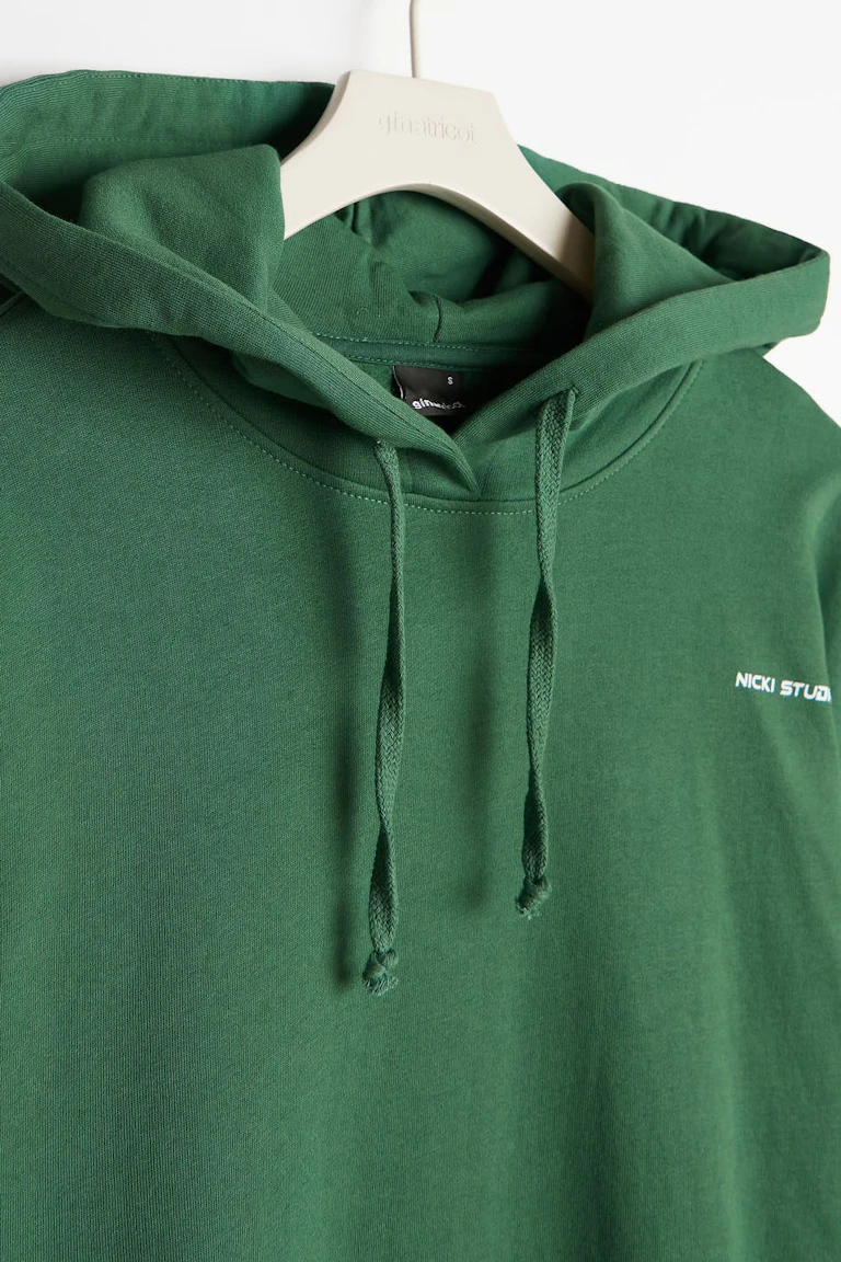 154898052