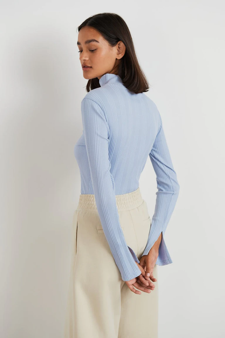 155815454