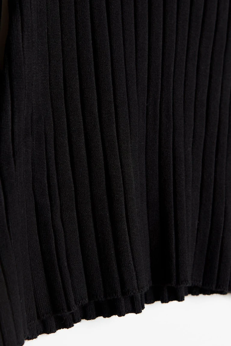 160189000