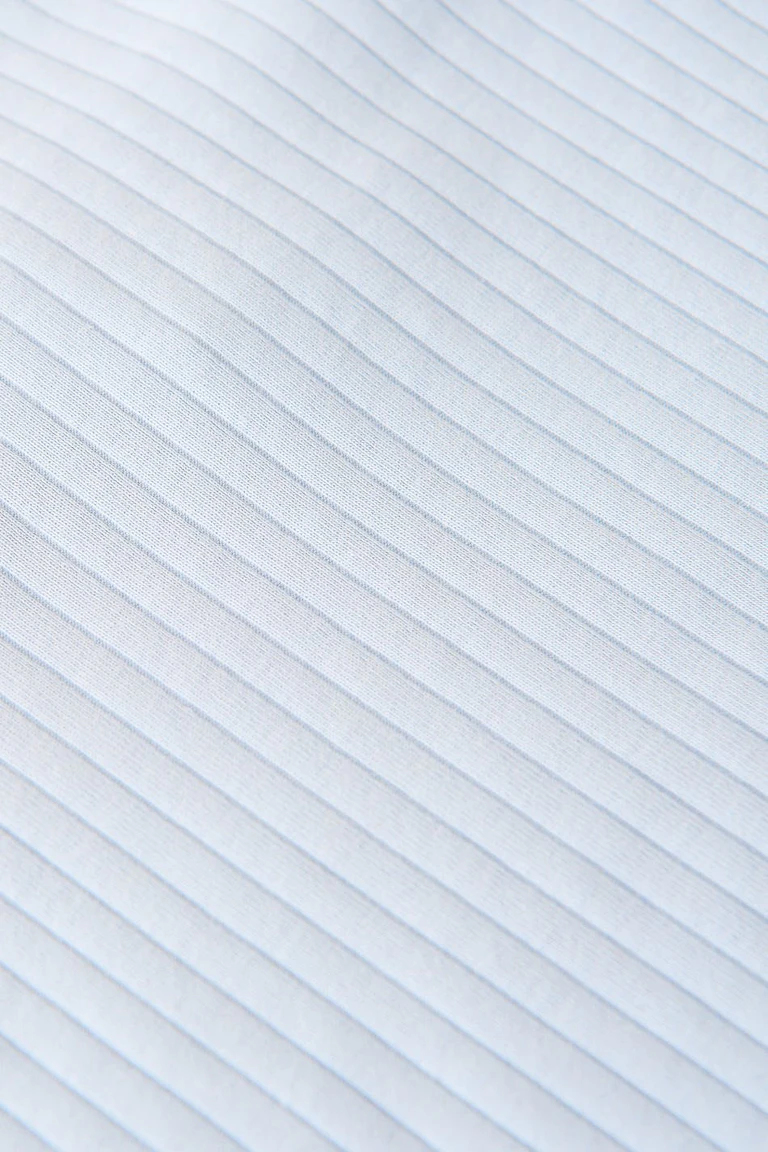 164438422