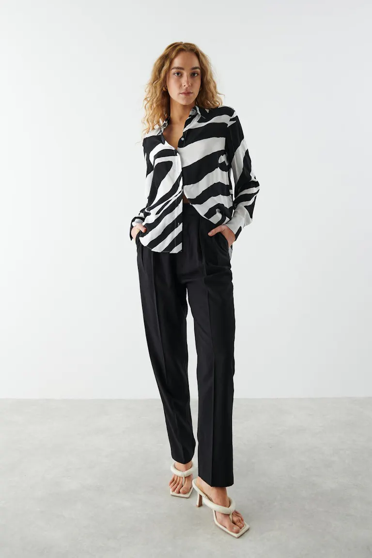 164519000