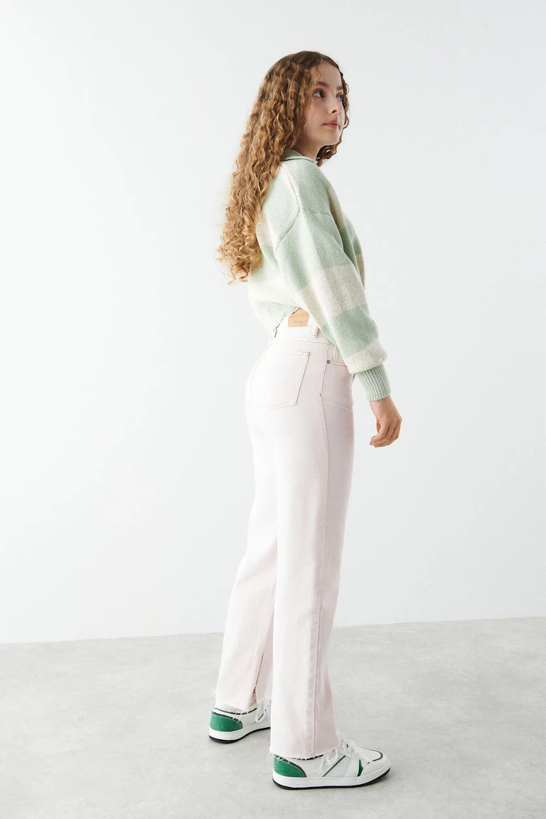 166573075
