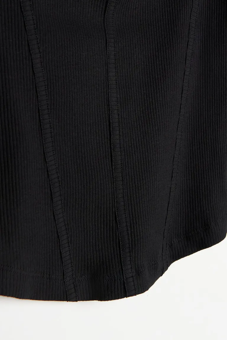 167039000
