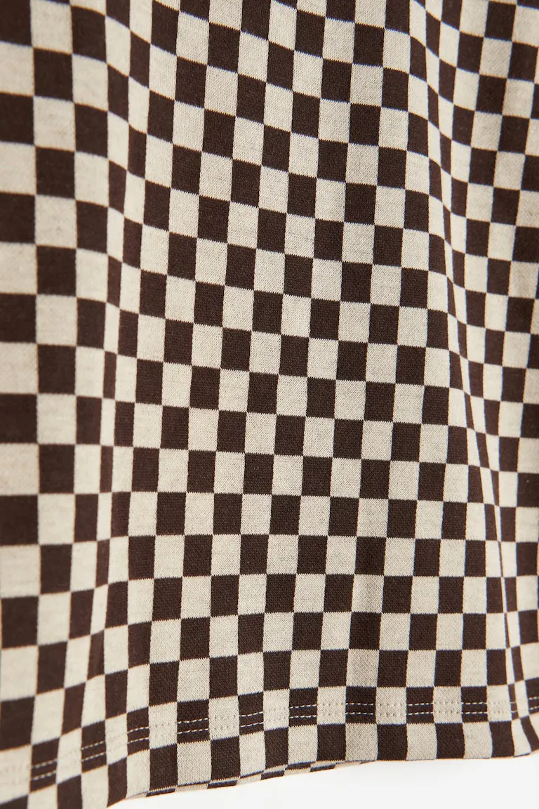 169087653