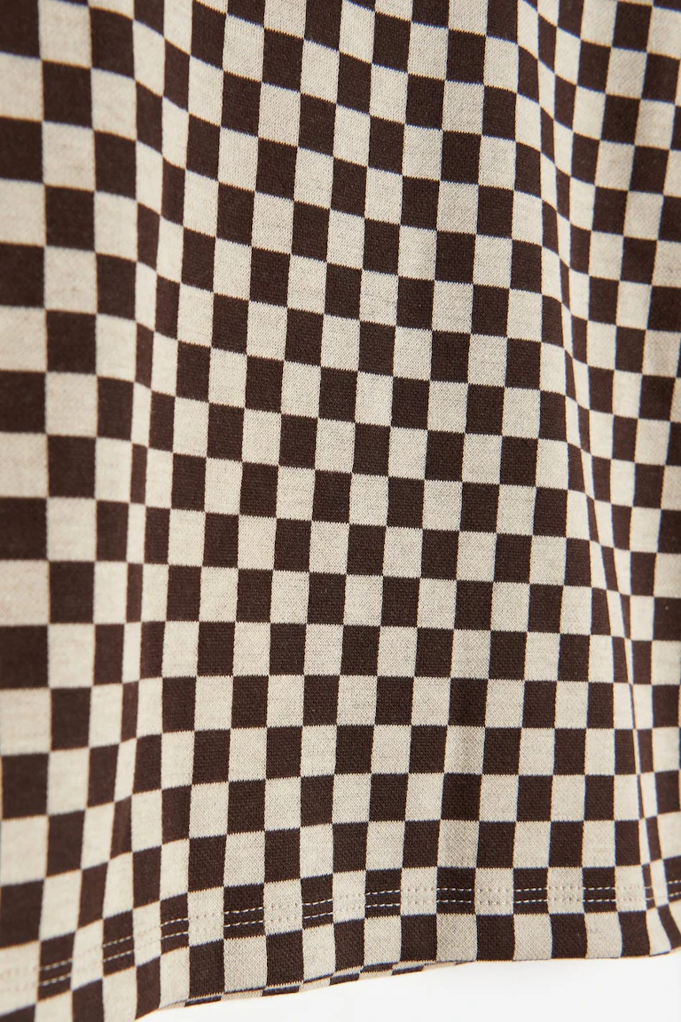 169087653