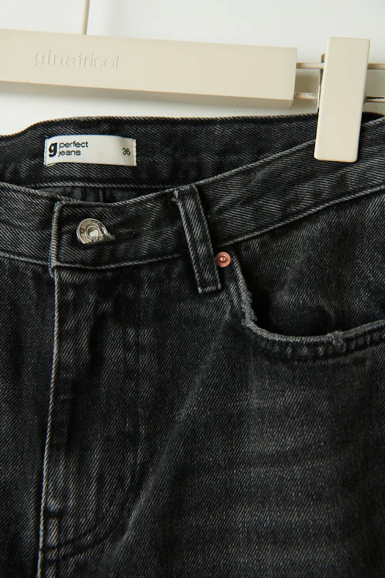 177309073