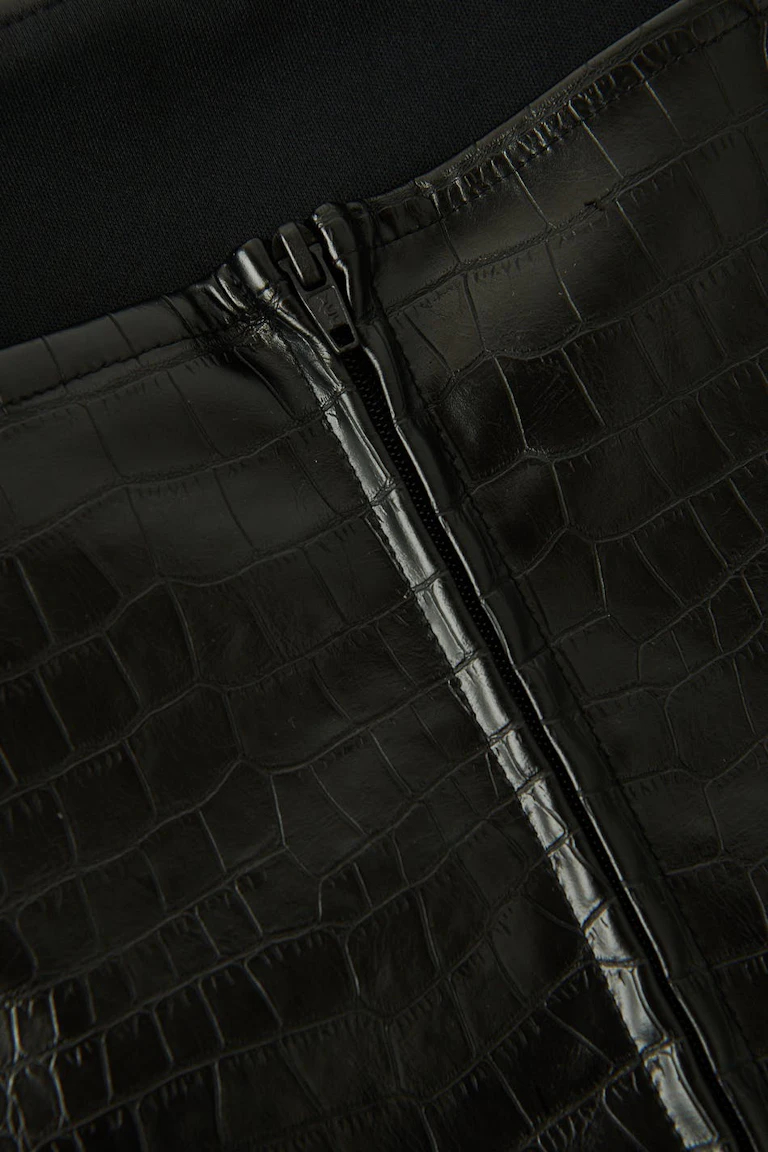 177349000