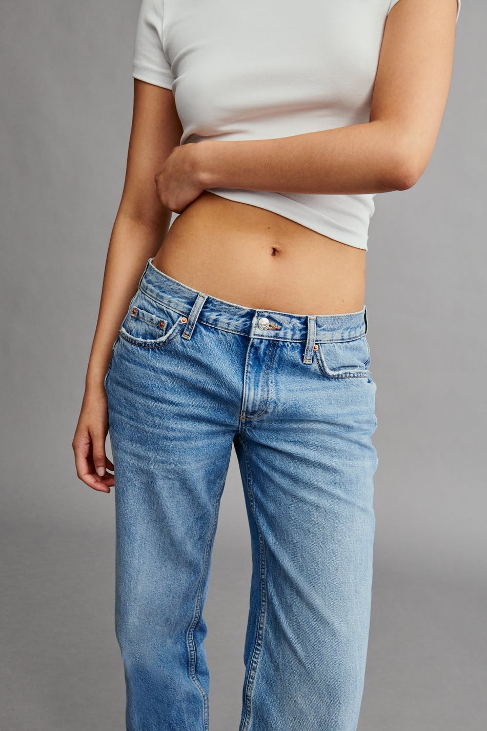 Low straight jeans