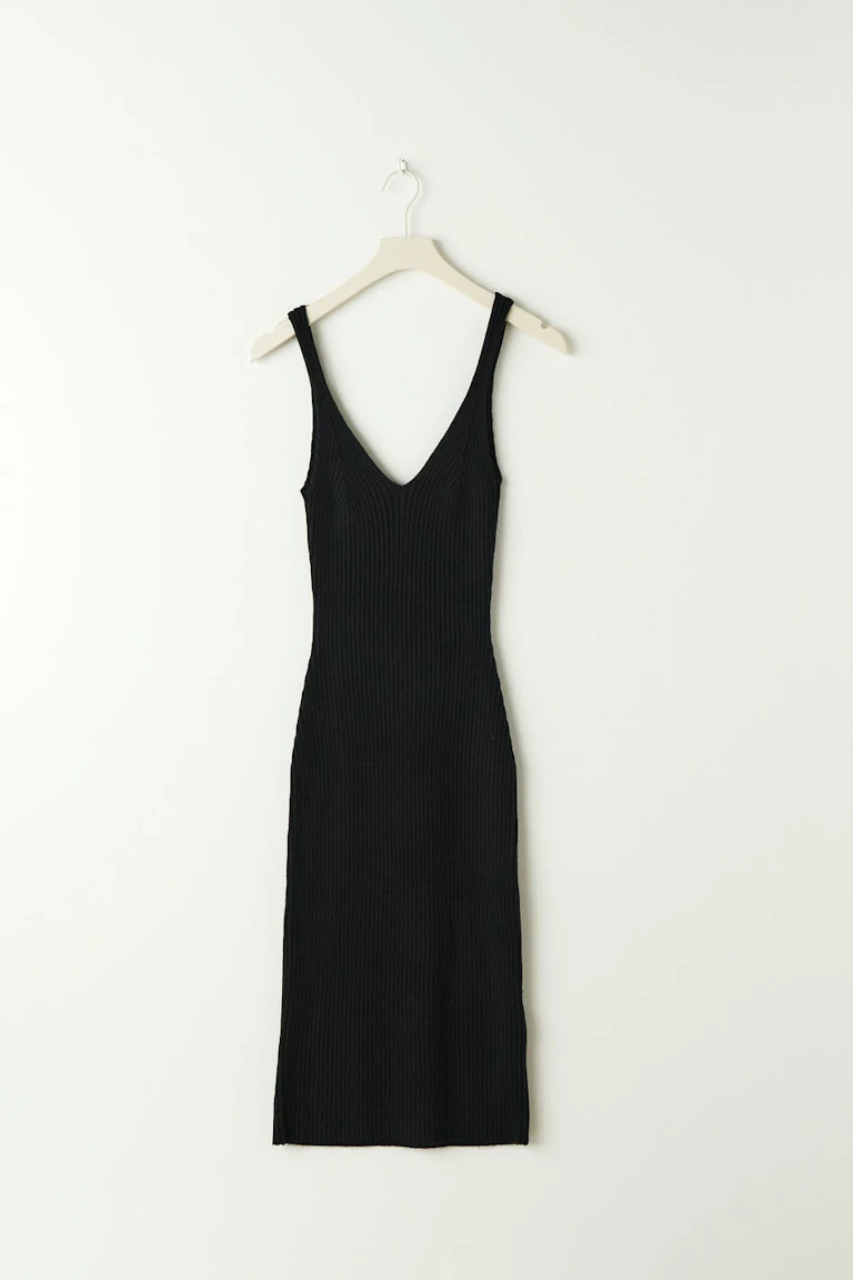 184609000
