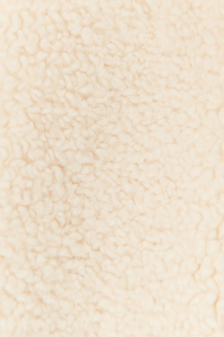 184731045
