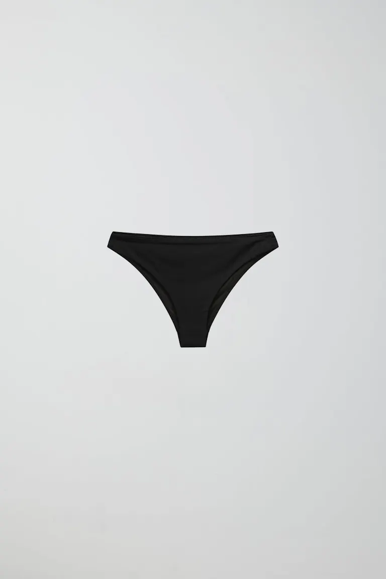 187469000