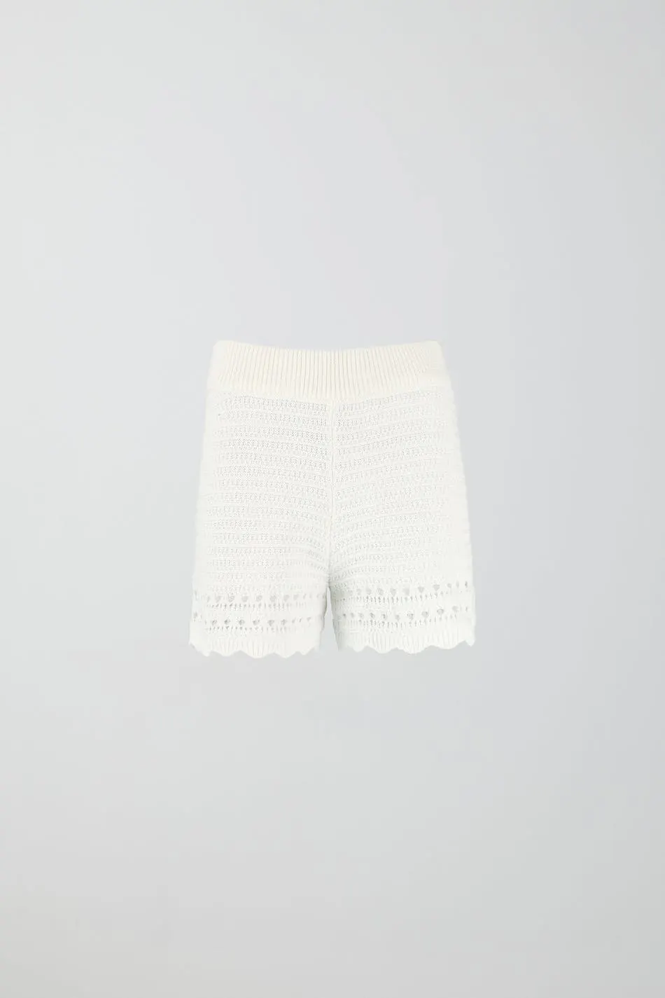 Knitted shorts - White - Women - Gina Tricot