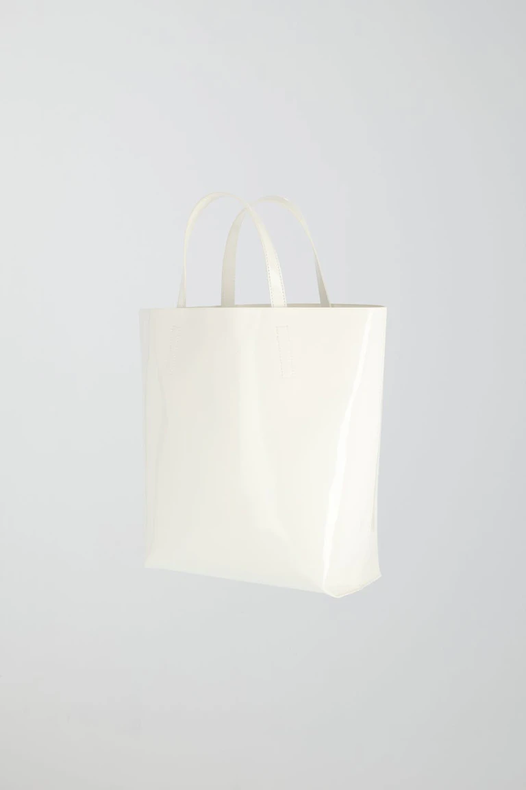 201031000