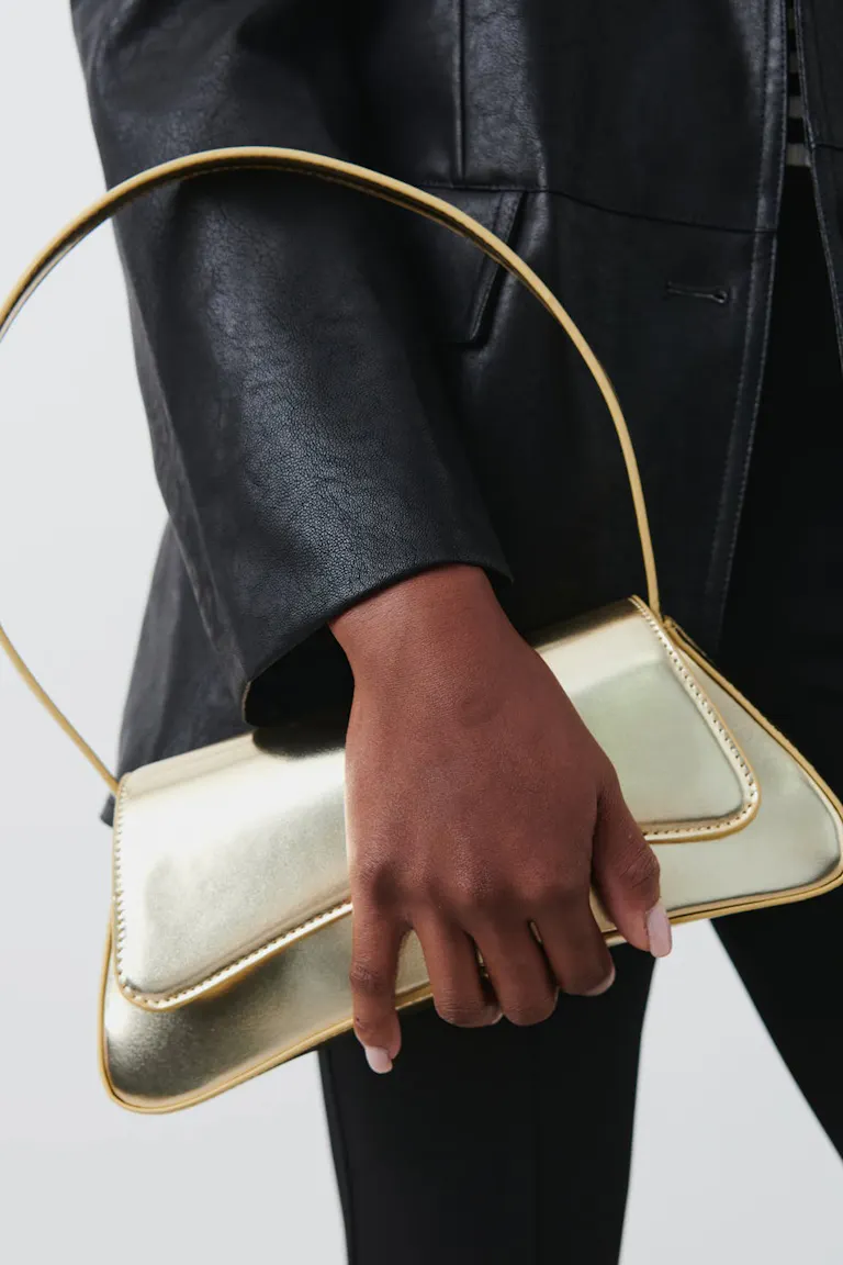 203352051