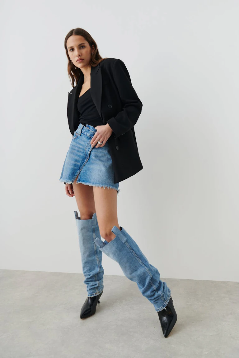 206125048