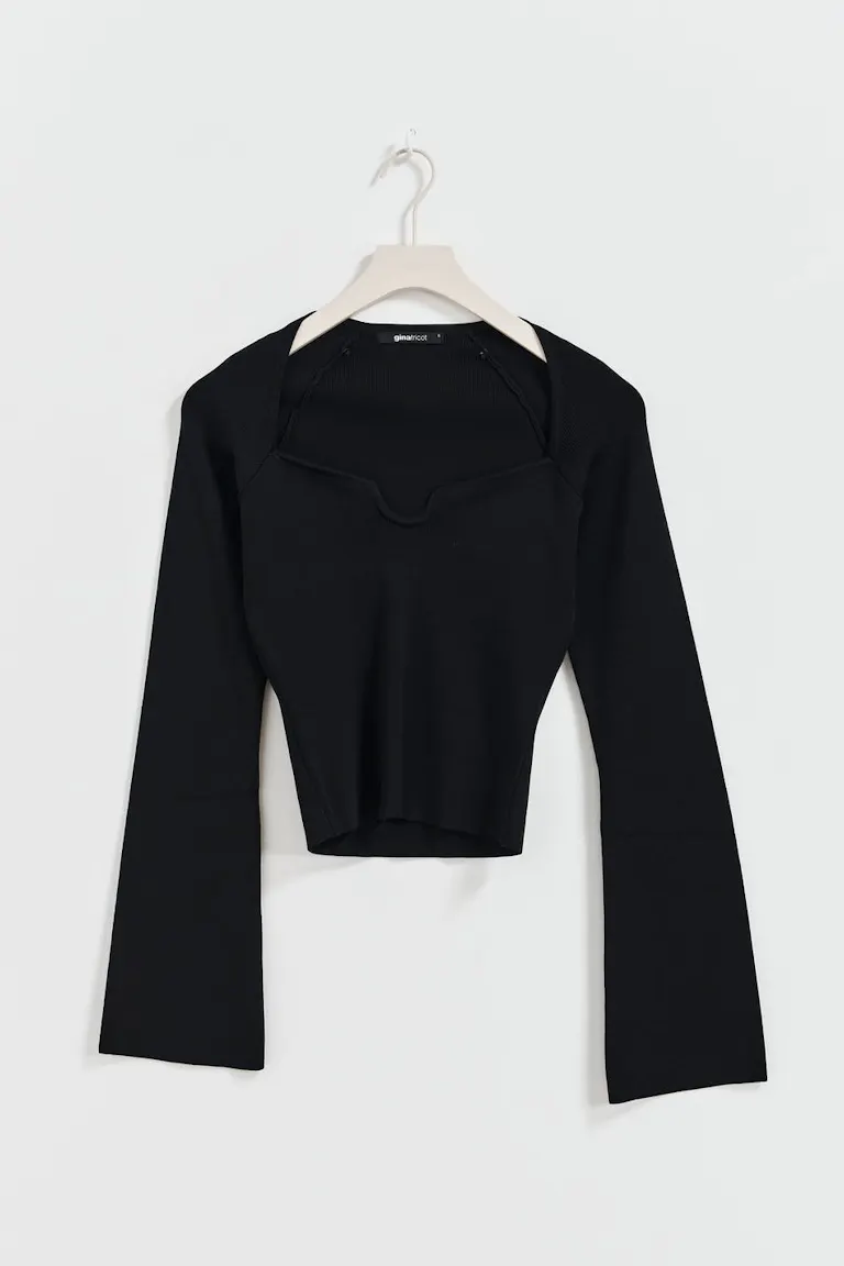 206579000