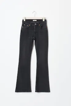 Low Petite Bootcut Jeans