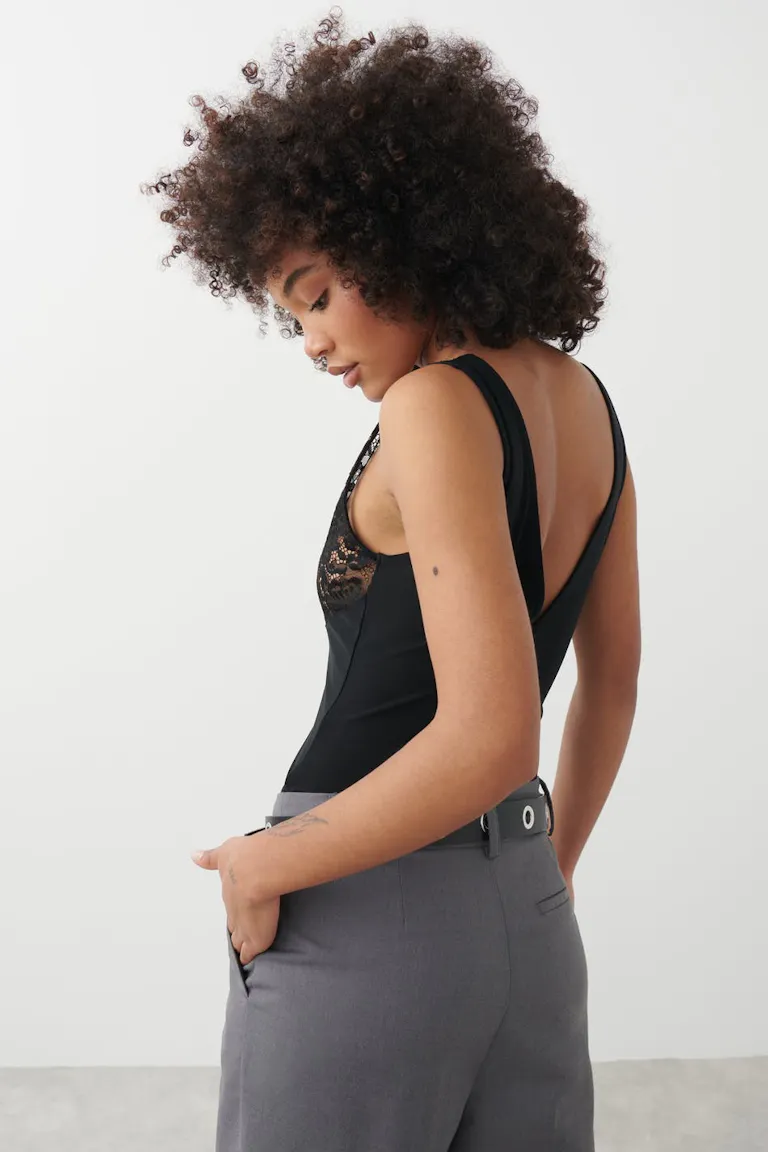 210509000