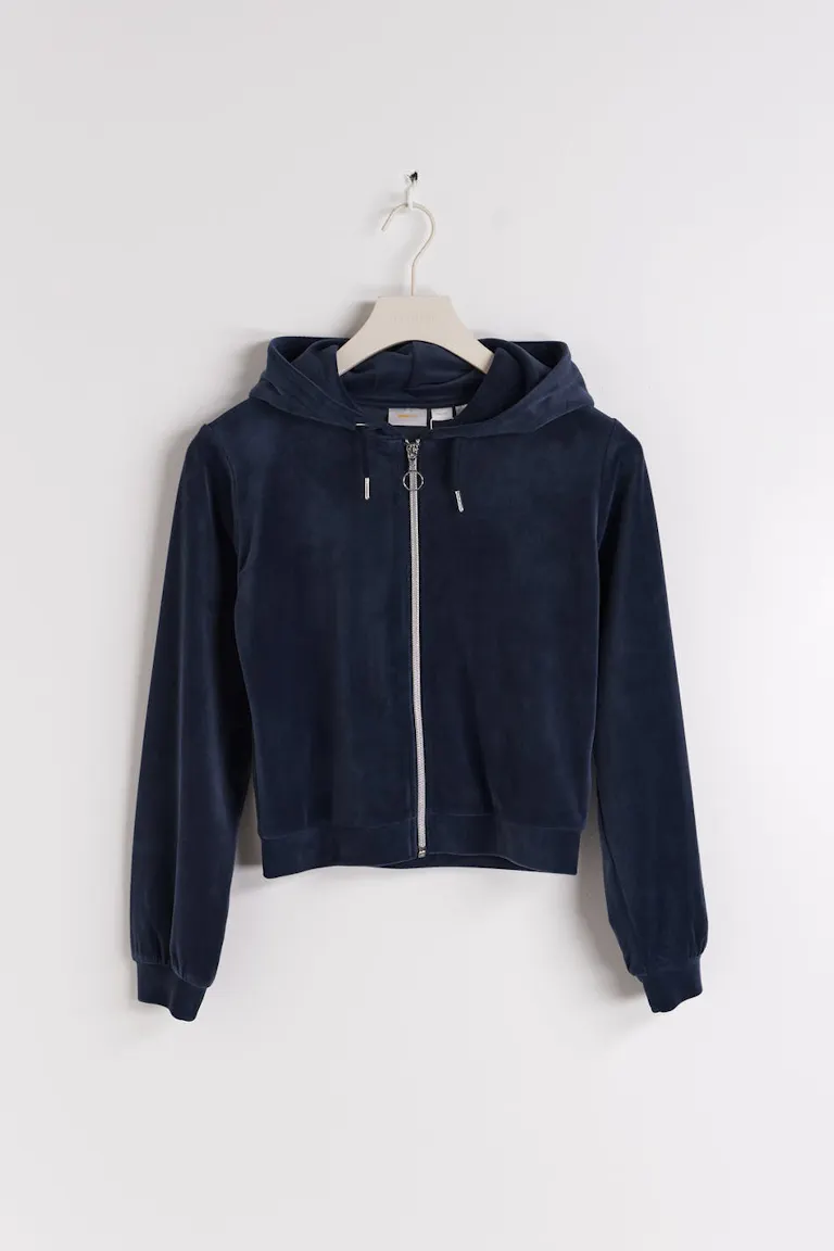 211675970