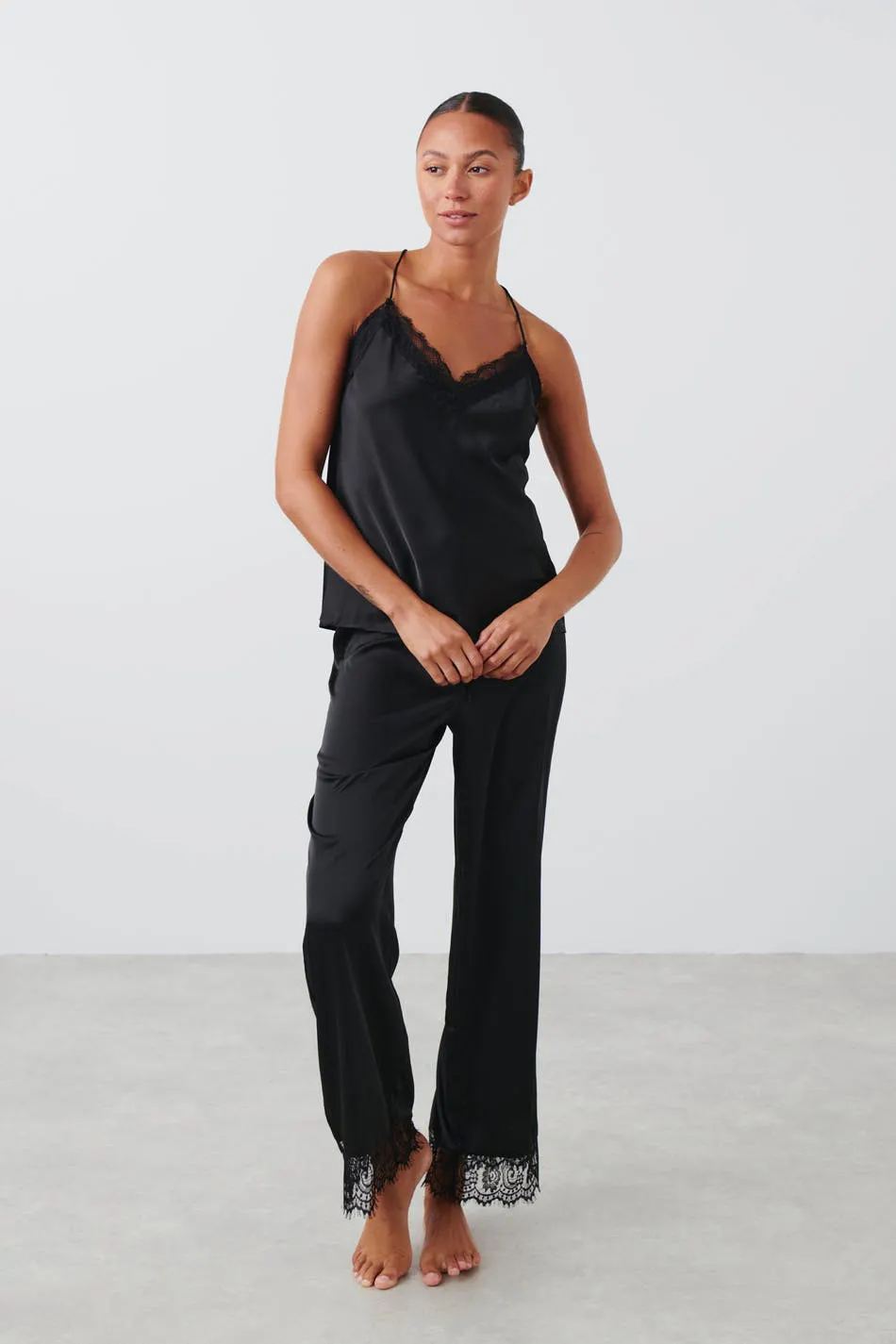 Satin lace trousers - Black - Women - Gina Tricot
