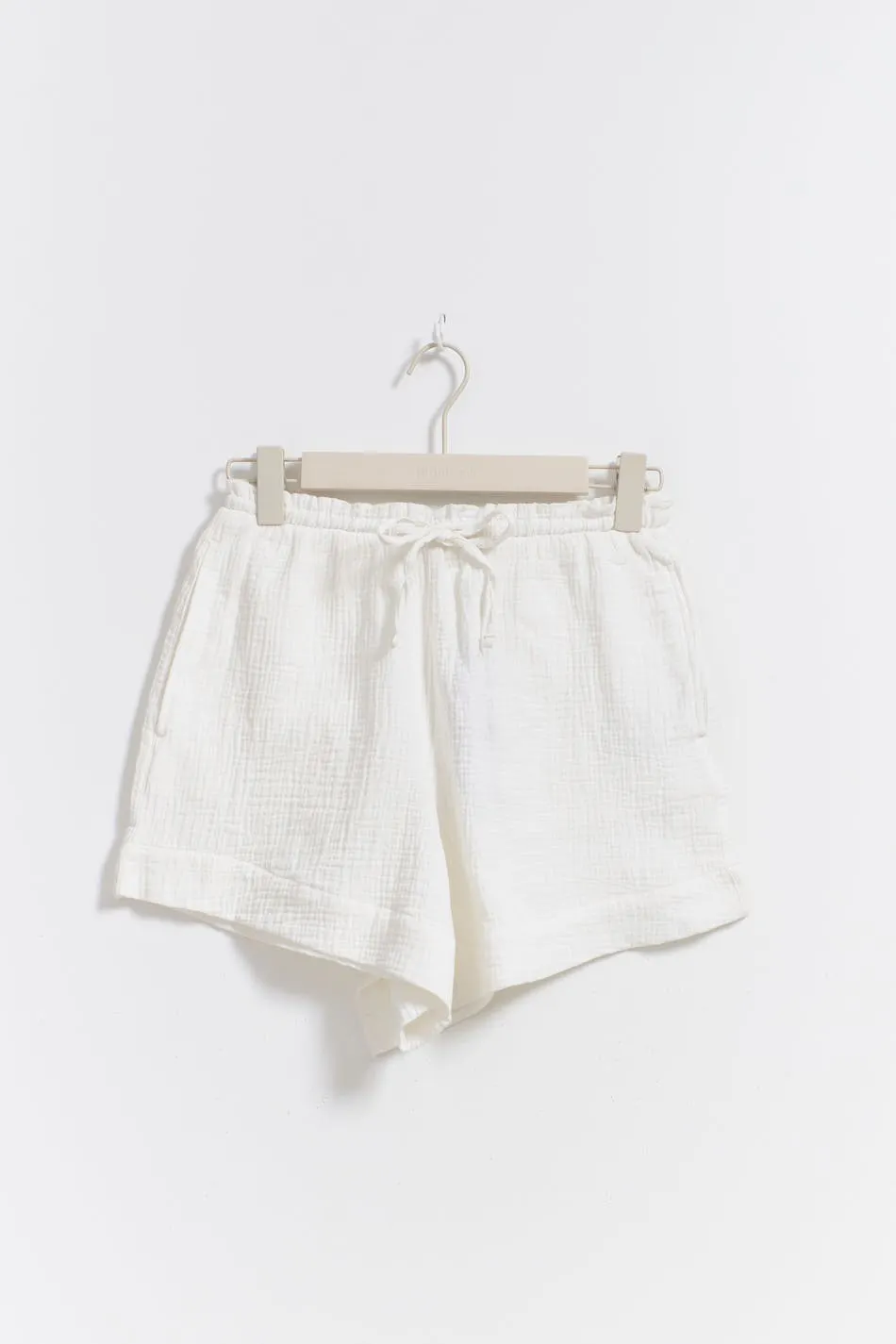 Gauze shorts - White - Women - Gina Tricot