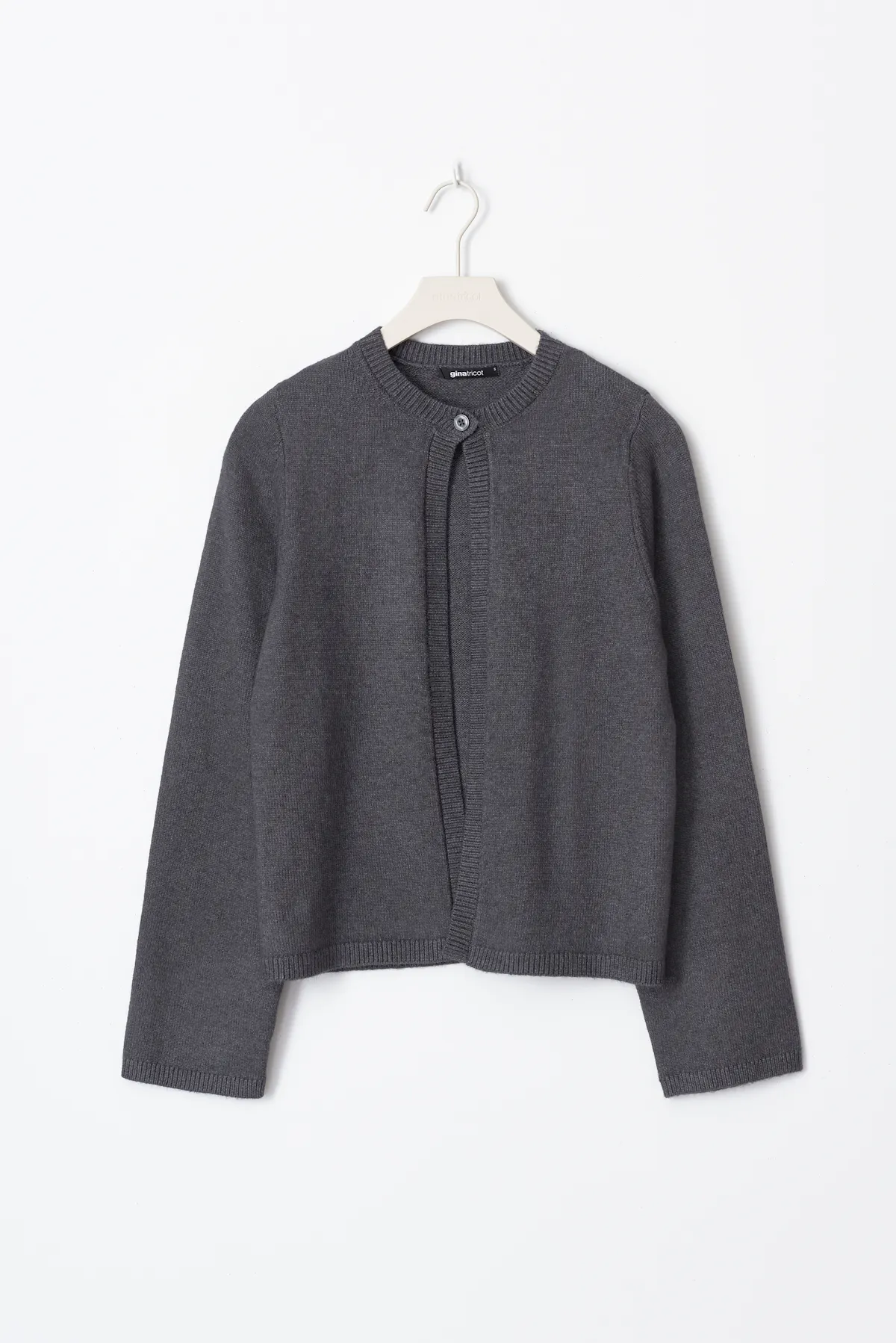One button knit cardigan