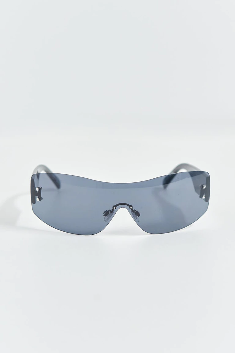 228949000